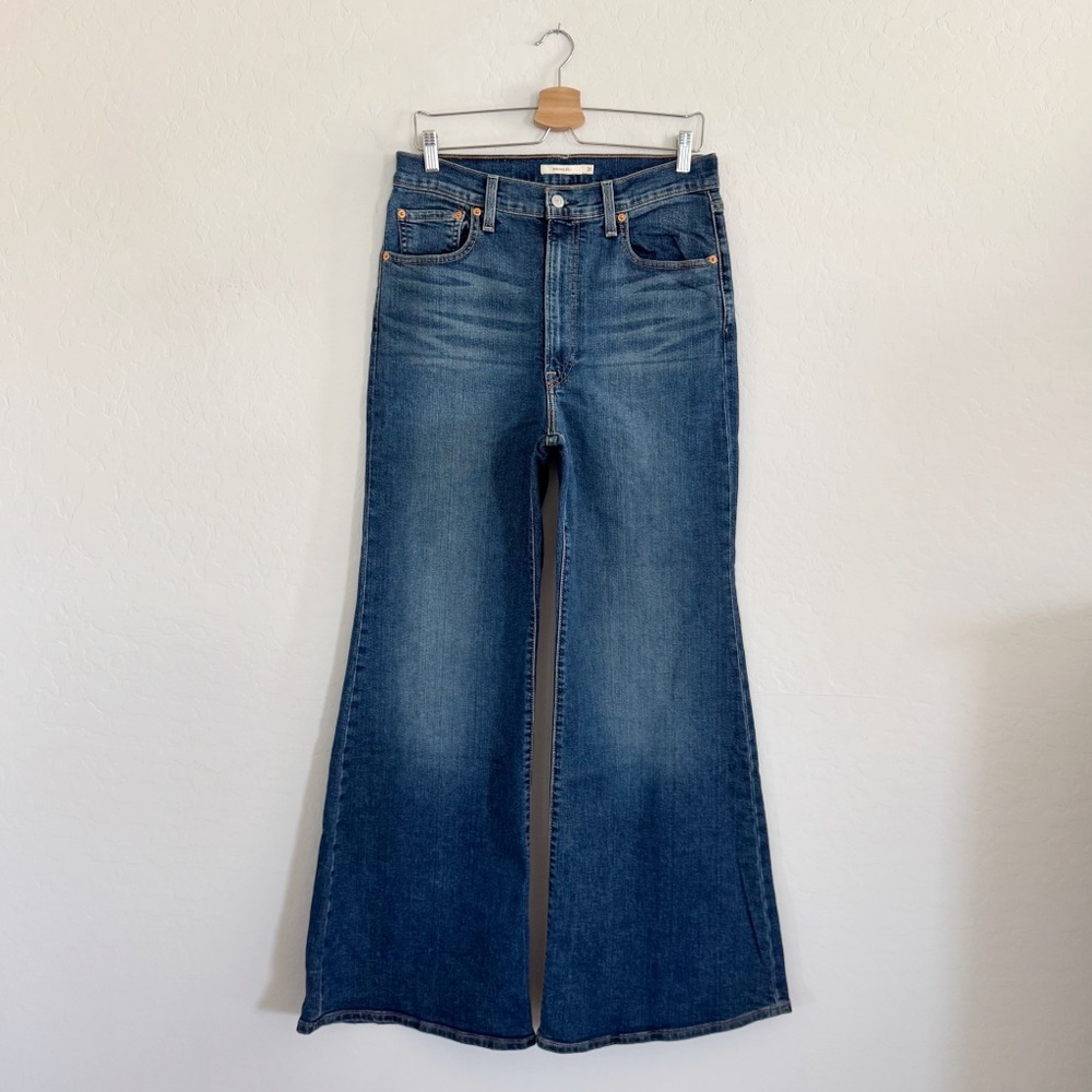 Levi's High Rise Blue Jeans Wide Leg Flare - Picture 2 of 15